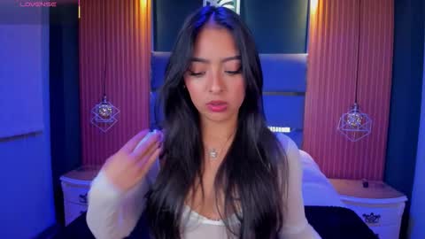 Snapshot of camila_dupont chatting on September 2025 03:39:02 AM Camila online show from September 2025 03:39:02 AM