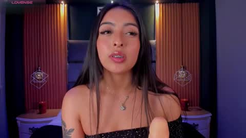 Snapshot of camila_dupont chatting on October 2025 04:21:01 AM Camila online show from October 2025 04:21:01 AM