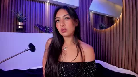 Snapshot of camila_dupont chatting on October 2025 04:24:01 AM Camila online show from October 2025 04:24:01 AM