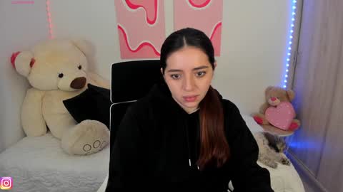  C A M I  online show from December 2024 11:46:01 PM