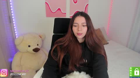  C A M I  online show from January 2025 01:39:02 AM