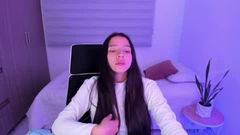  C A M I  online show from February 2026 02:10:01 AM