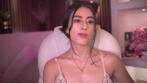 Snapshot of camila_martinez9 chatting on September 2025 11:45:01 AM camila_martinez9 online show from September 2025 11:45:01 AM
