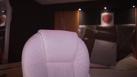 Snapshot of camila_martinez9 chatting on October 2025 11:35:01 AM camila_martinez9 online show from October 2025 11:35:01 AM