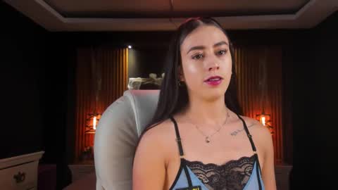 Snapshot of camila_martinez9 chatting on October 2025 11:43:02 AM camila_martinez9 online show from October 2025 11:43:02 AM