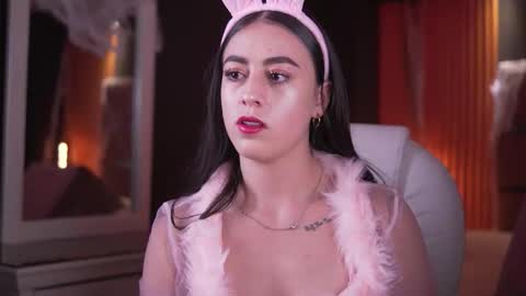 Snapshot of camila_martinez9 chatting on October 2025 11:44:01 AM camila_martinez9 online show from October 2025 11:44:01 AM