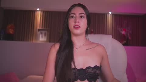 Snapshot of camila_martinez9 chatting on January 2026 11:37:02 AM camila_martinez9 online show from January 2026 11:37:02 AM