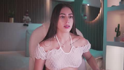 Snapshot of camila_martinez9 chatting on January 2026 11:26:02 AM camila_martinez9 online show from January 2026 11:26:02 AM