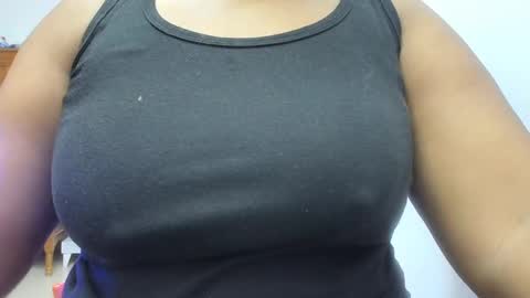 Camila online show from September 2025 06:05:02 AM