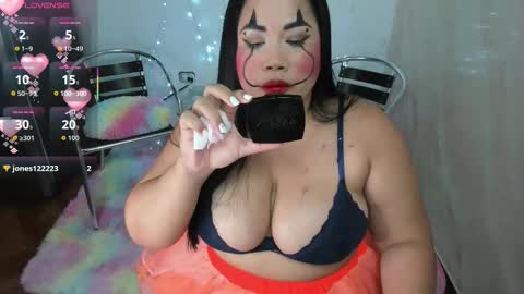 CAMILA SUAREZ online show from October 2025 02:12:01 AM