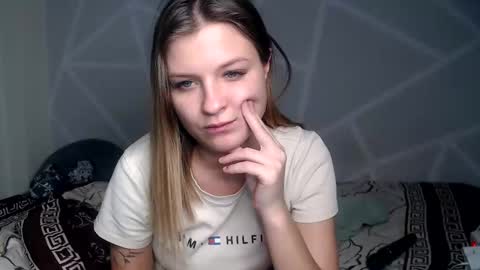 Camila online show from December 2024 11:40:02 AM