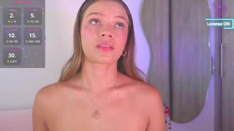 Snapshot of camilamonroee chatting on May 2026 02:47:02 PM Camila Monroee online show from May 2026 02:47:02 PM