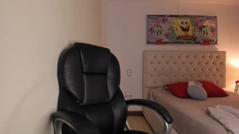   online show from September 2025 04:39:02 AM