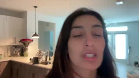 camiliakxoxo online show from February 2025 04:14:01 PM