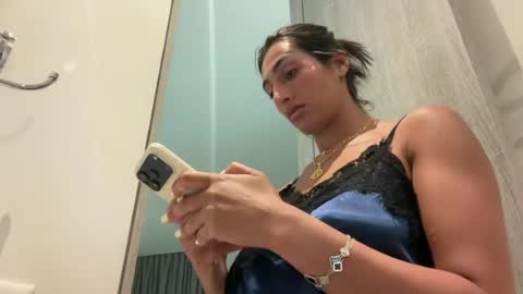 Snapshot of camiliakxoxo chatting on July 2026 01:20:01 AM camiliakxoxo online show from July 2026 01:20:01 AM