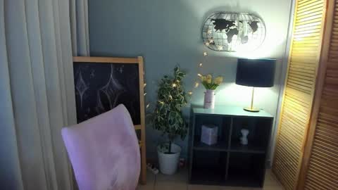 camilladreamer online show from April 2026 03:09:01 PM