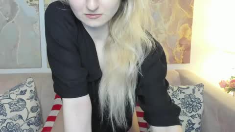 Snapshot of camilladreamer chatting on May 2026 10:11:02 AM camilladreamer online show from May 2026 10:11:02 AM