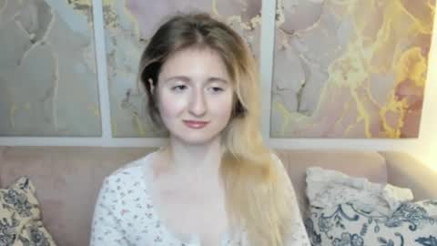 Snapshot of camilladreamer chatting on May 2026 06:04:02 PM camilladreamer online show from May 2026 06:04:02 PM