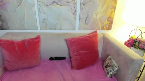 camilladreamer online show from June 2026 05:57:01 PM