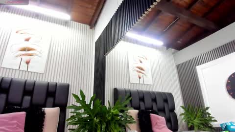 Camille online show from October 2025 08:50:01 PM