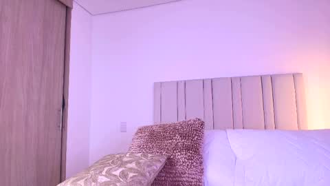 Camille Lynn online show from April 2026 04:46:01 AM