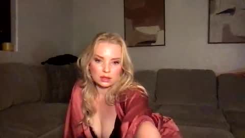 camilleclairexo online show from May 2026 05:35:02 AM
