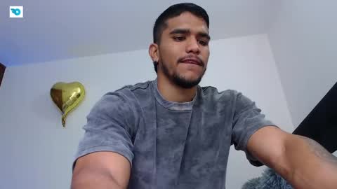 camilo_contre21 online show from May 2026 05:41:02 PM
