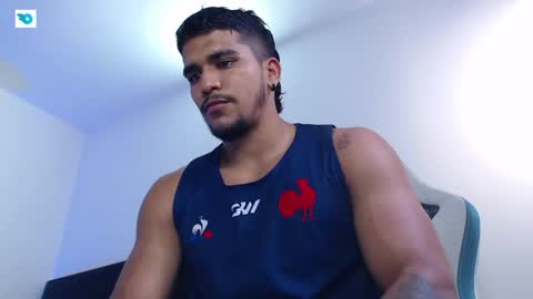 camilo_contre21 online show from May 2026 05:53:01 PM