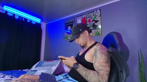 Snapshot of camiloalvarezzz3 chatting on October 2025 02:56:01 PM CAMILO online show from October 2025 02:56:01 PM