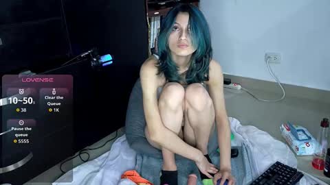 Cami  online show from November 2025 03:17:02 AM