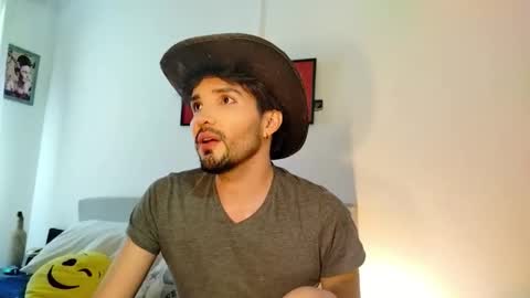 camilo online show from December 2025 08:03:01 PM