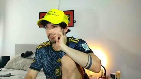 Snapshot of camilosaennz chatting on January 2026 06:54:01 PM camilo online show from January 2026 06:54:01 PM