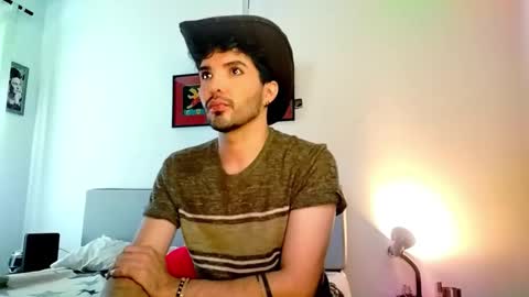 Snapshot of camilosaennz chatting on February 2026 05:20:02 PM camilo online show from February 2026 05:20:02 PM