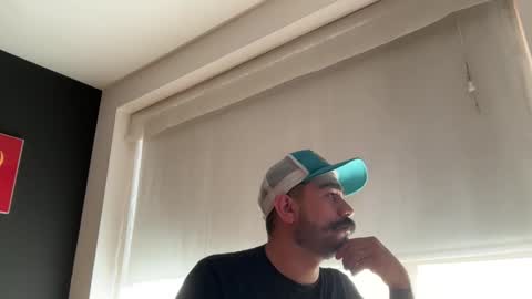 Snapshot of camm_27 chatting on April 2026 09:53:01 PM camm_27 online show from April 2026 09:53:01 PM