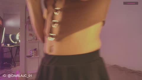 Laura Camila online show from March 2026 06:47:02 PM