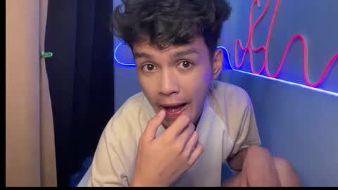 Ethan online show from September 2025 12:16:02 PM