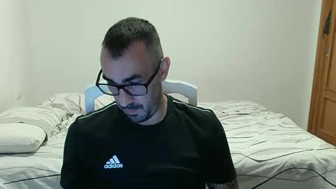 Snapshot of canario2388 chatting on June 2026 08:43:01 PM canario2388 online show from June 2026 08:43:01 PM