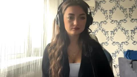 Kate online show from October 2025 08:04:02 AM