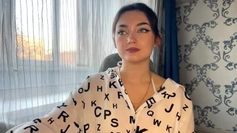 Kate online show from November 2025 08:19:01 AM