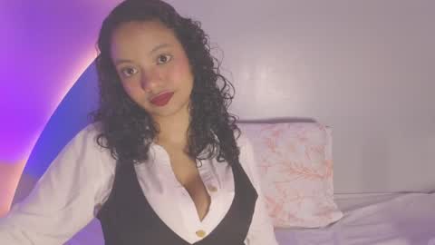 Snapshot of candela_cool chatting on April 2026 12:00:01 PM Candela online show from April 2026 12:00:01 PM