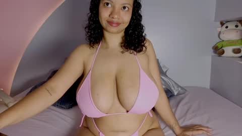 Snapshot of candela_cool chatting on May 2026 12:46:01 PM Candela online show from May 2026 12:46:01 PM