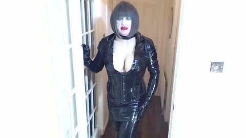 Snapshot of candi_smokes chatting on February 2025 08:55:02 PM candi smokes online show from February 2025 08:55:02 PM