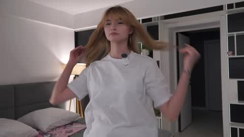 candicemedine online show from May 2026 06:03:01 PM