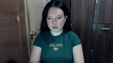 Snapshot of candiiice18 chatting on June 2026 06:24:02 AM candiiice18 online show from June 2026 06:24:02 AM