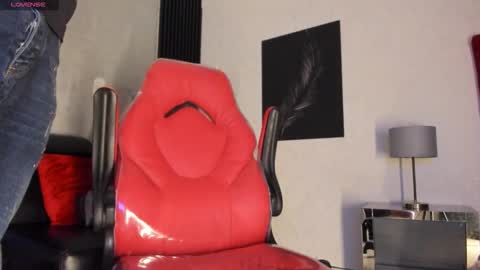 candresruiz online show from October 2025 11:44:02 AM