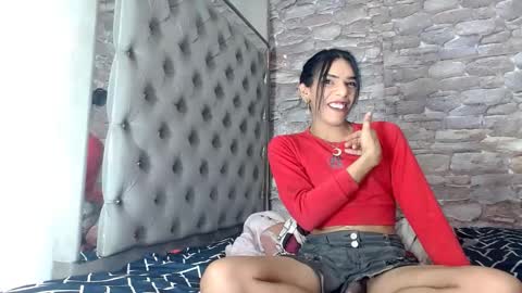 Snapshot of candy_hot_trans chatting on September 2025 06:53:02 PM candy_hot_trans online show from September 2025 06:53:02 PM