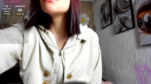 Candy hot online show from November 2025 02:52:02 PM