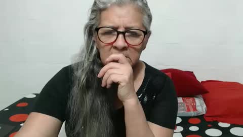 candy online show from November 2025 11:13:02 AM