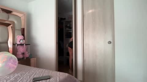 samantha online show from April 2026 08:24:02 PM