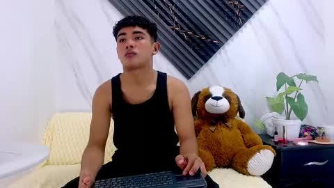 Candy  online show from January 2026 11:57:02 AM